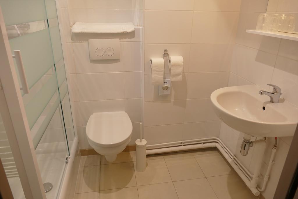 Hotel Du Grand Cerf Douai Extérieur photo