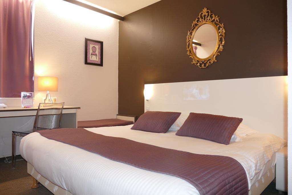 Hotel Du Grand Cerf Douai Chambre photo